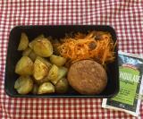 Fiskefrikadelle m. ovnkartofler og gulerodssalat